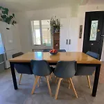 Casa de Férias Grande Maison 8 Pers - Jardin 1600m2 -petanque - Calme Les Fumades-Les Bains
