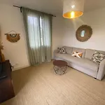 Casa de Férias Grande Maison 8 Pers - Jardin 1600m2 -petanque - Calme Les Fumades-Les Bains