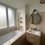 Casa de Férias Grande Maison 8 Pers - Jardin 1600m2 -petanque - Calme Les Fumades-Les Bains