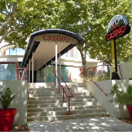 Casa vacanze Maison De Village Independante Avec Grand Jardin *