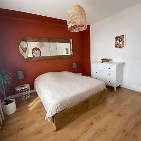Maison Indépendante Avec Grand Jardin * Les Fumades-Les Bains