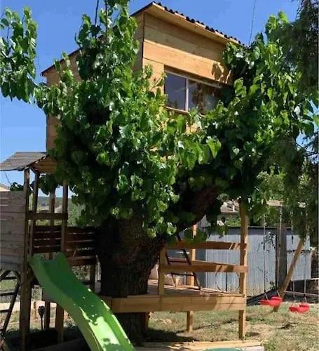 Grande Maison 8 Pers - Jardin 1600m2 -petanque - Calme * Les Fumades-Les Bains