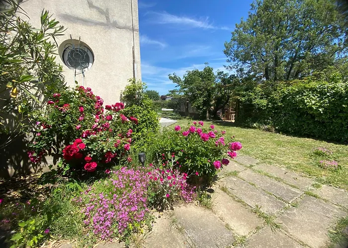 Vakantiehuis Grande Maison 8 Pers - Jardin 1600m2 -petanque - Calme Les Fumades-Les Bains